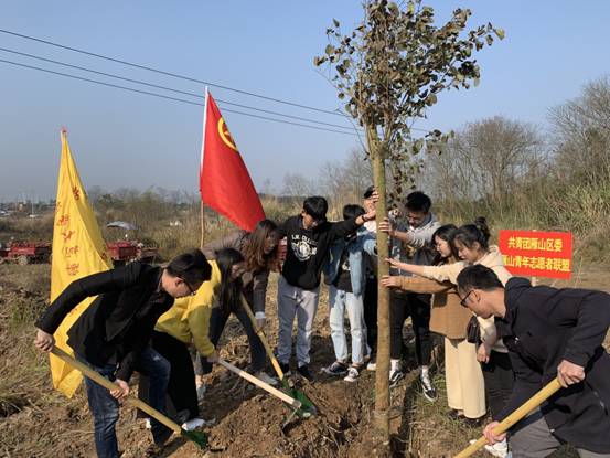 94f023a42bd5885c907415e045683ee