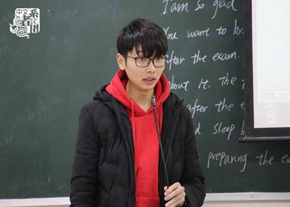 林枫回答同学提出问题.jpg